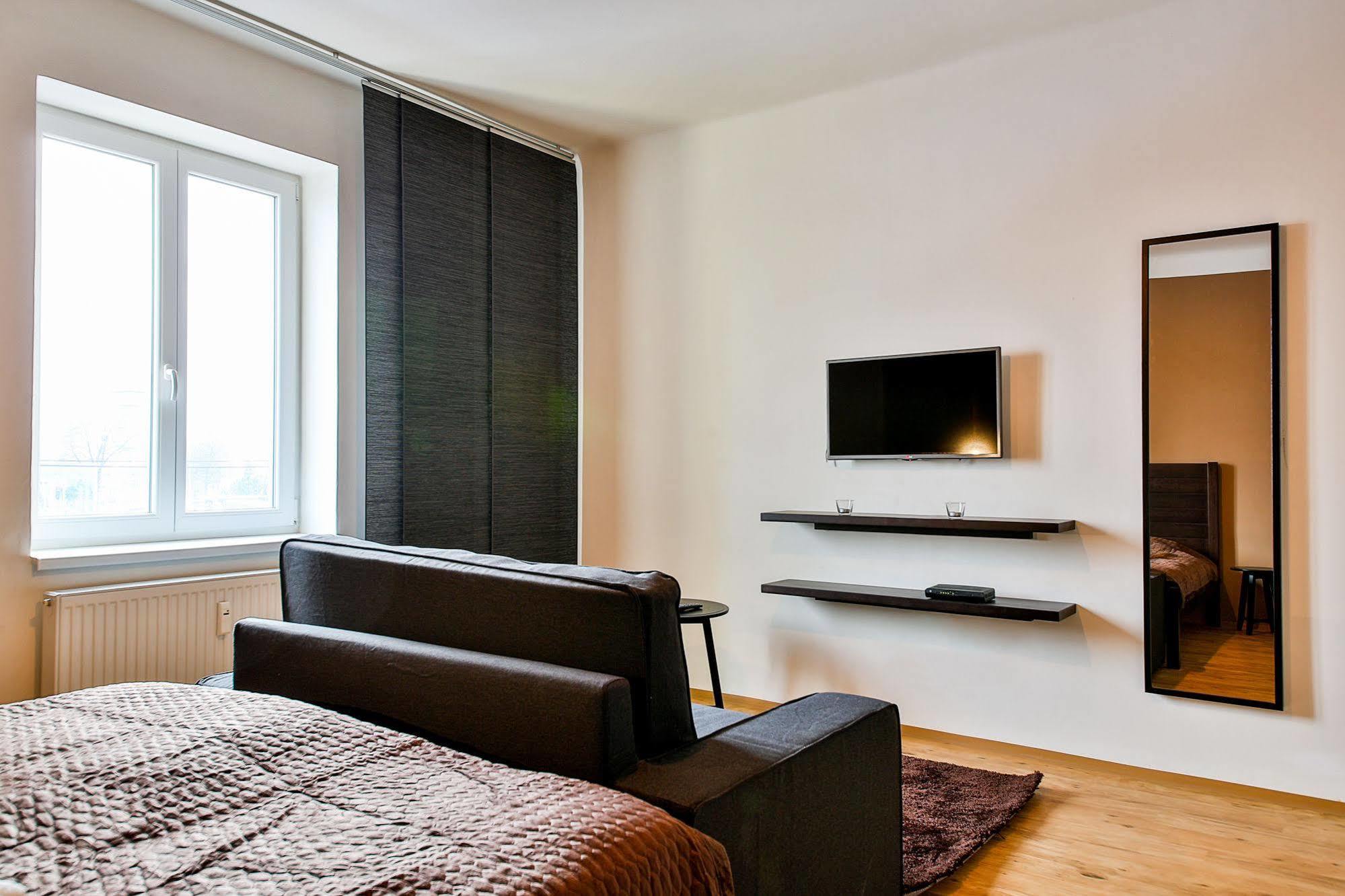Vitom Apartments Ostrava Buitenkant foto